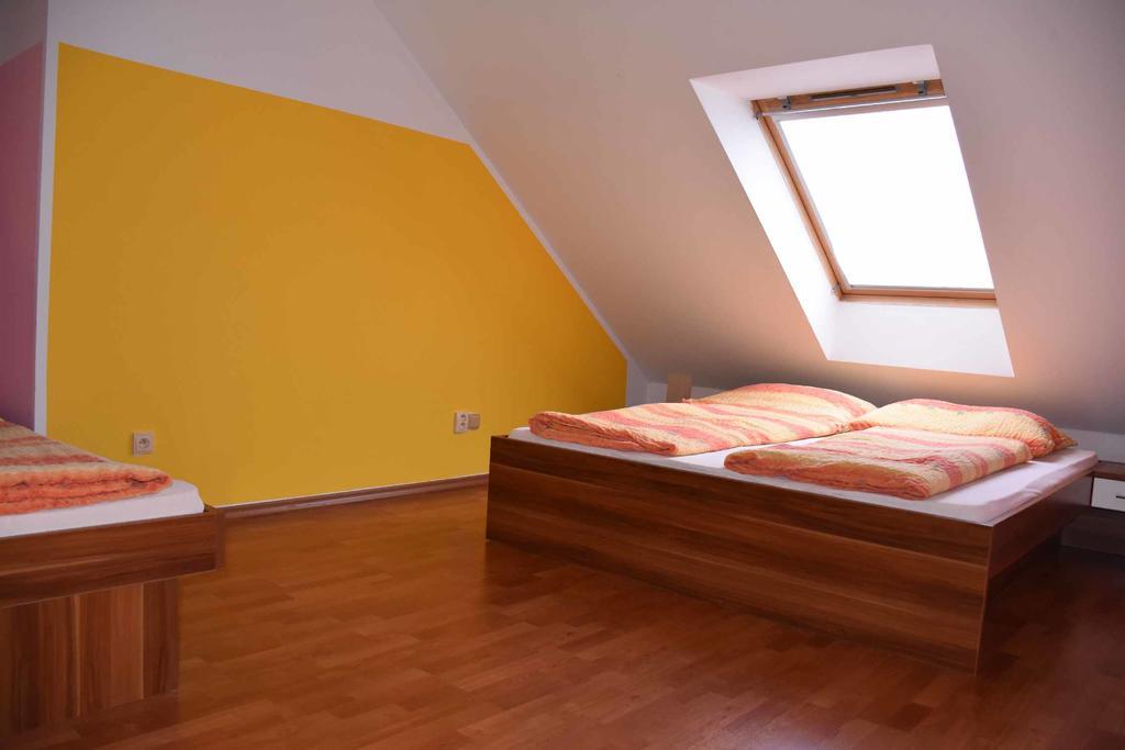 Penzion U Holuba Hradčovice Exterior foto